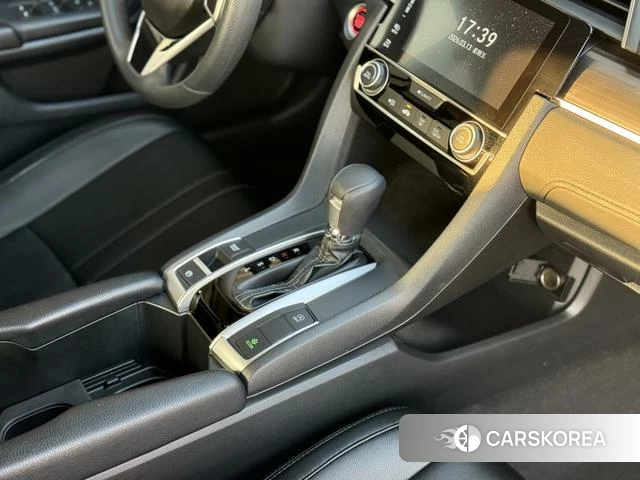Honda Civic id 4276714 из Китая 25