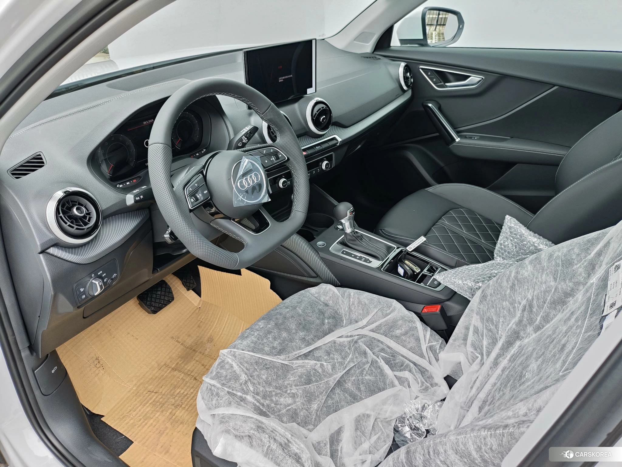 Audi Q2L id 4419361 из Китая 13