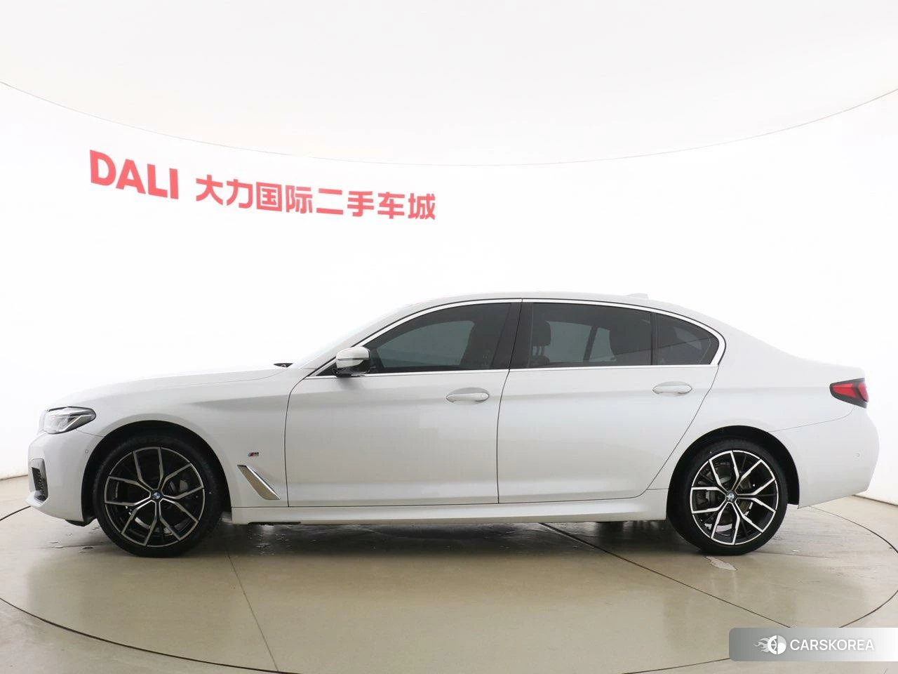 BMW 5 series id 4454443 из Китая 13