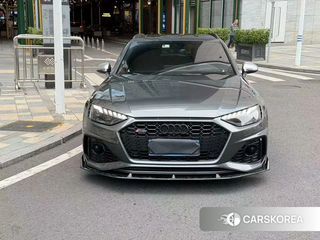 Audi RS 4 id 4328632 из Китая 7