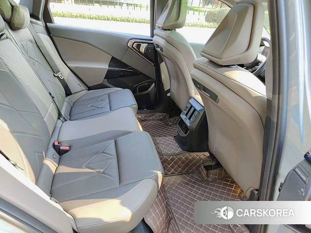 BMW X3 id 4256372 из Китая 7