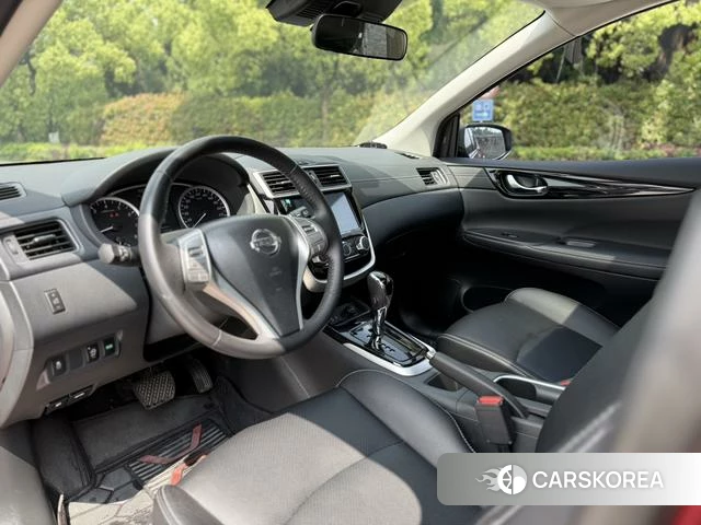 Nissan TIIDA id 4328930 из Китая 9