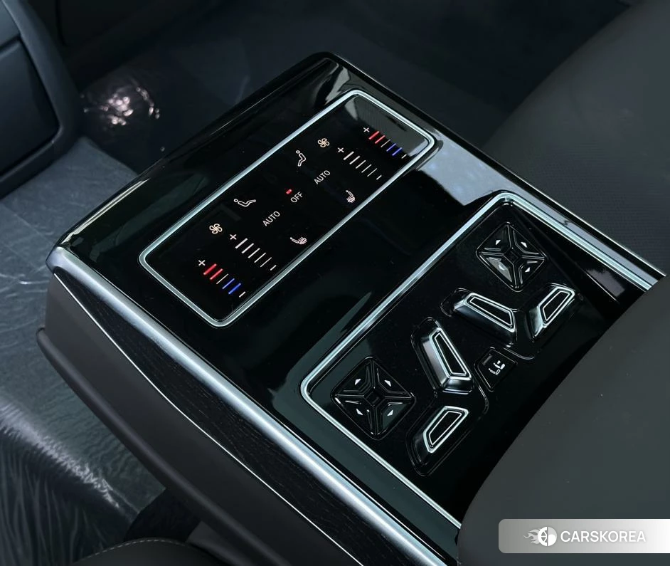 Audi A8 id 4467880 из Китая 15