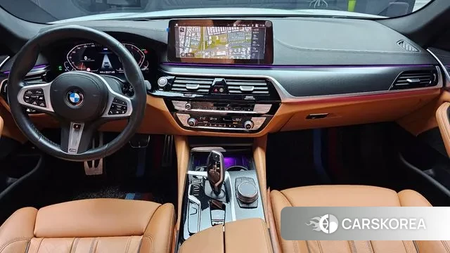 BMW 5 Series (G30) id 3452668 из Кореи 17