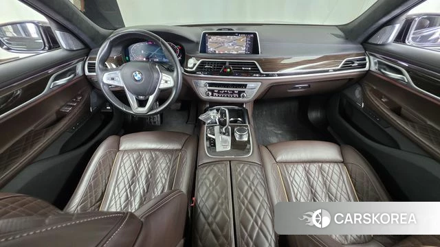 BMW 7 Series (G11) id 4541860 из Кореи 32