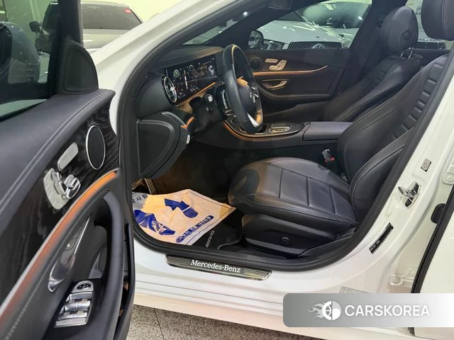 Mercedes-Benz E-Class W213 id 4680153 из Кореи 17
