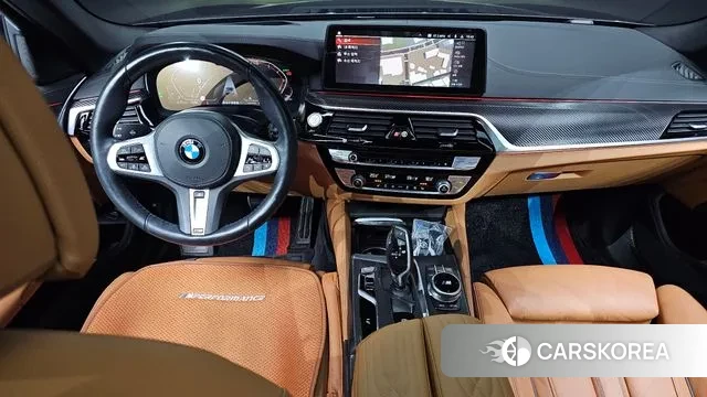 BMW 5 Series (G30) id 3058997 из Кореи 17