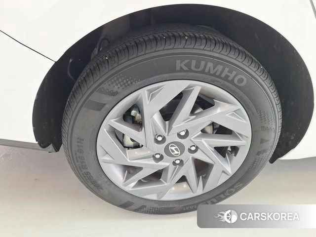 Hyundai Avante Hybrid (CN7) id 3934079 из Кореи 17