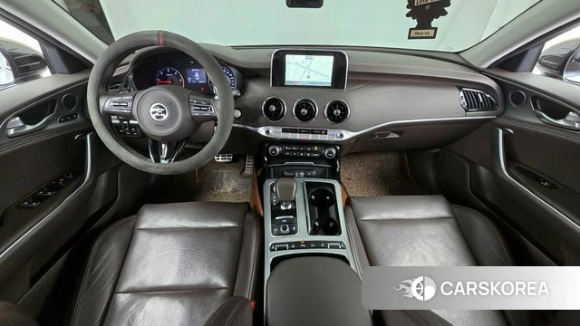 Kia Stinger id 3861728 из Кореи 17