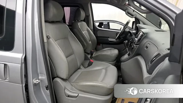 Hyundai The New Grand Starex id 3709526 из Кореи 17