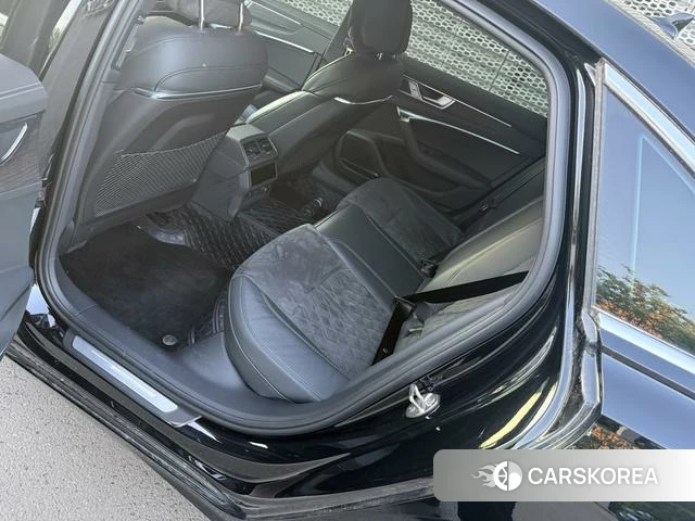 Audi A6L id 4272782 из Китая 7