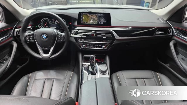 BMW 5 Series (G30) id 4410857 из Кореи 27