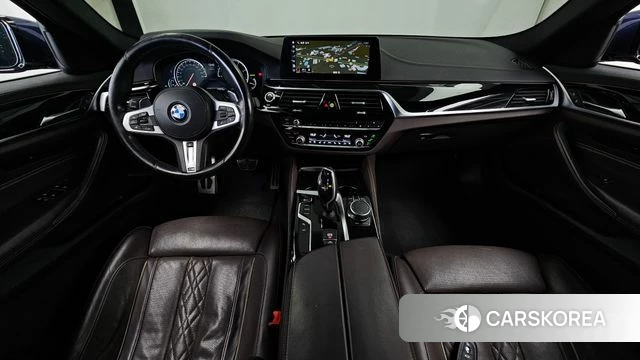 BMW 5 Series (G30) id 4689416 из Кореи 17