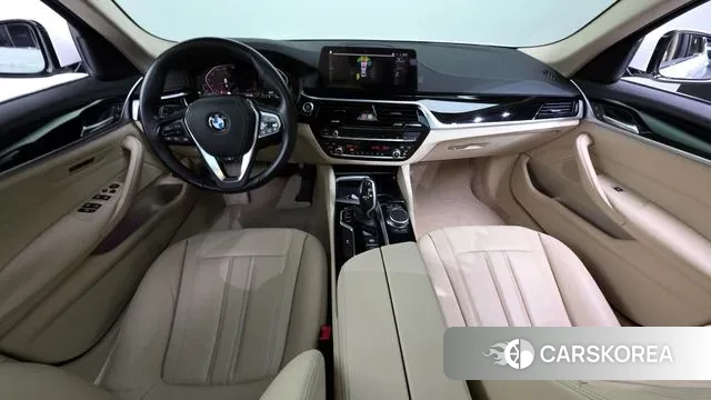 BMW 5 Series (G30) id 3379991 из Кореи 17