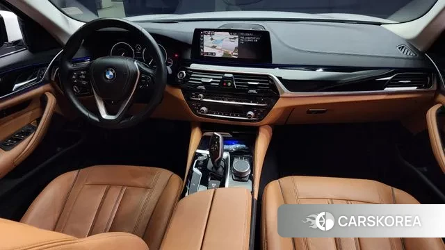 BMW 5 Series (G30) id 3013646 из Кореи 17