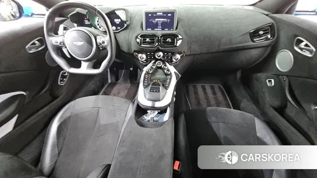 Aston Martin Vantage 2nd Generation id 3766192 из Кореи 17