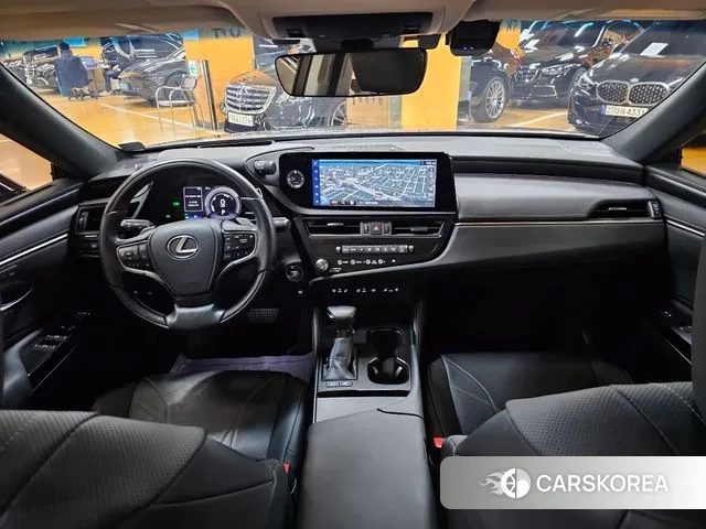 Lexus ES300h 7th generation id 3338584 из Кореи 14