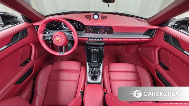 Porsche 911(992) id 4700860 из Кореи 29