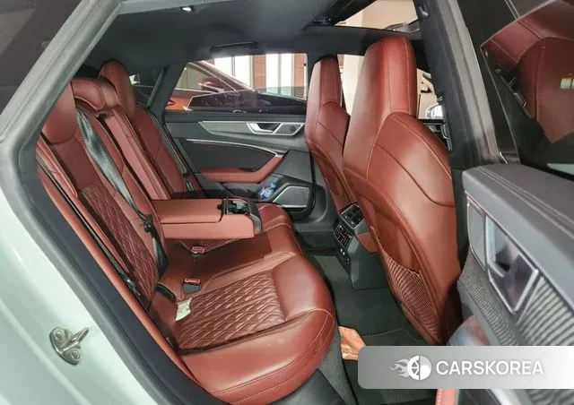 Audi S7 (4K) id 3444284 из Кореи 8