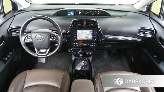Toyota Prius 4th Generation id 4683987 из Кореи 17