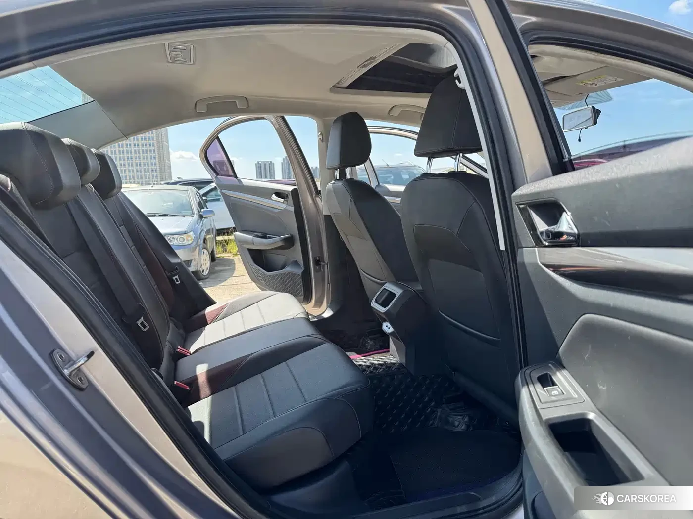 Volkswagen Bora id 4577781 из Китая 9