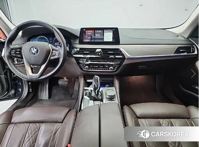 BMW 5 Series (G30) id 4502562 из Кореи 16