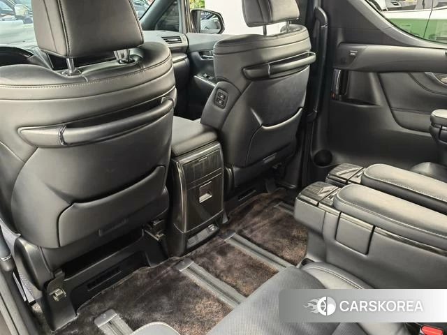 Lexus LM id 4278588 из Китая 12