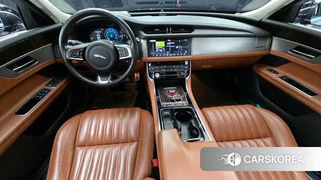 Jaguar XF (X260) id 3402780 из Кореи 17