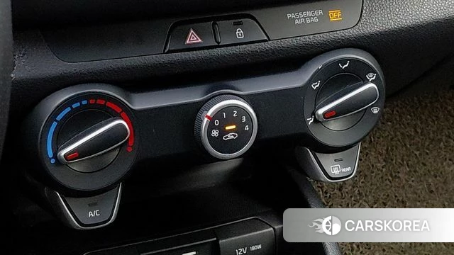 Kia Stonic id 4795068 из Кореи 15