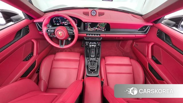 Porsche 911(992) id 4649558 из Кореи 27