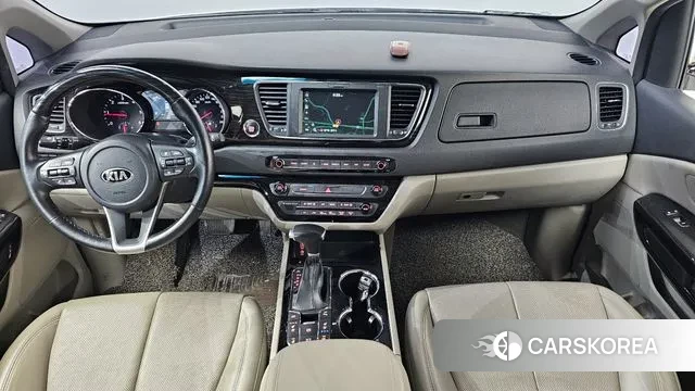 Kia The New Carnival id 3612377 из Кореи 17