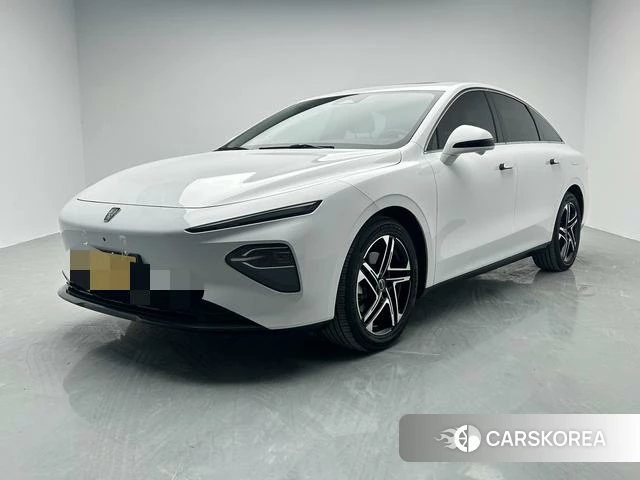 Roewe D7 EV id 4213905 из Китая 16