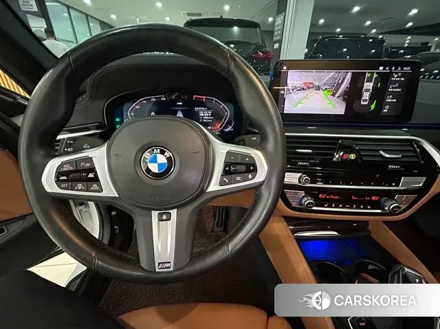 BMW 5 Series (G30) id 3027585 из Кореи 14