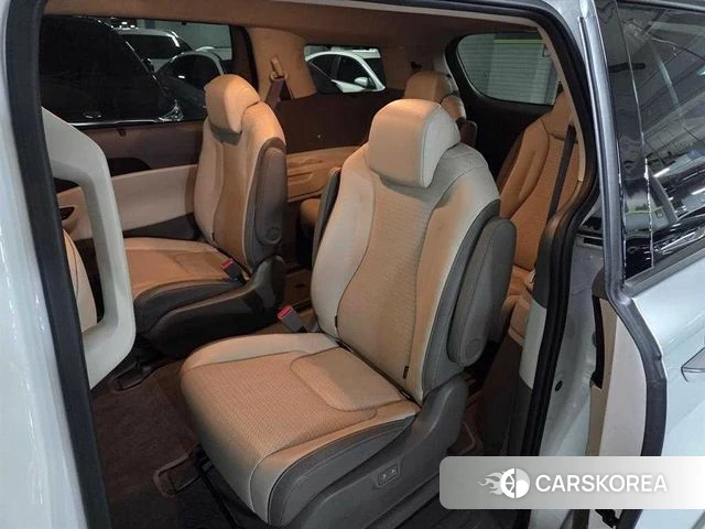 Kia The New Carnival 4th Generation id 4834998 из Кореи 17