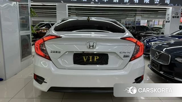 Honda Civic id 4254718 из Китая 7