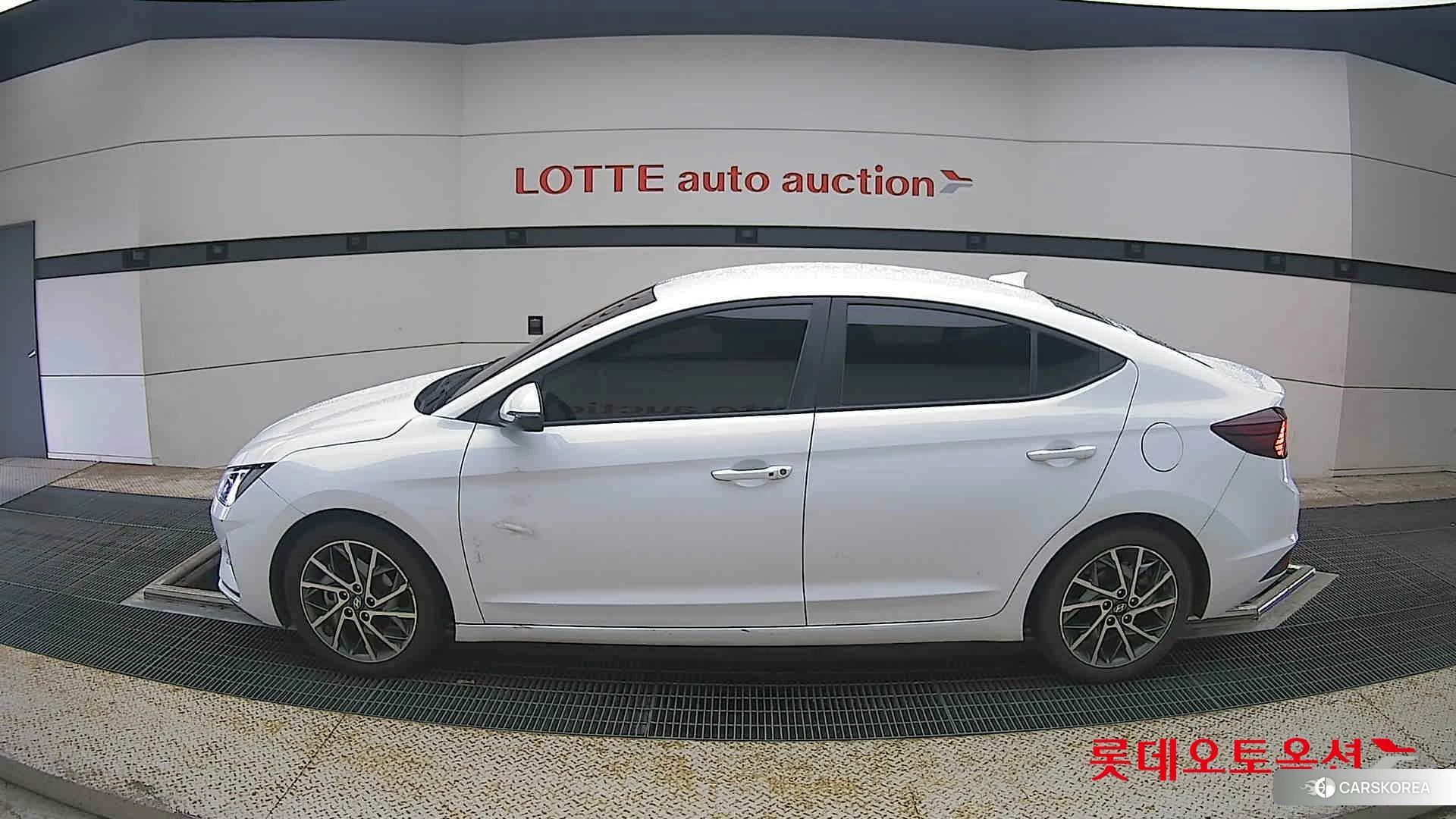 Hyundai Avante id 4498394 из Кореи 34