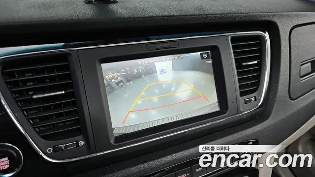 Kia The New Carnival id 2612103 из Кореи 17