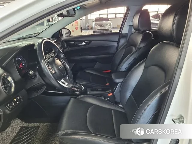 Kia Come New K3 id 3345128 из Кореи 16