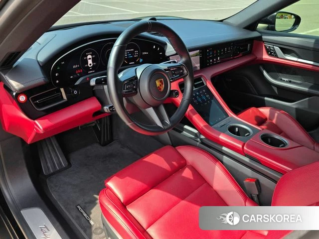 Porsche Taycan id 4245023 из Кореи 17