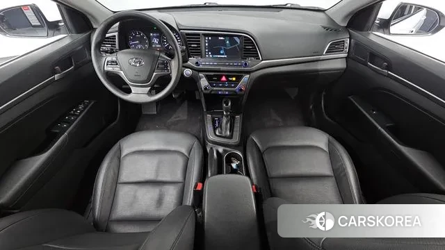 Hyundai Avante AD id 3667143 из Кореи 17