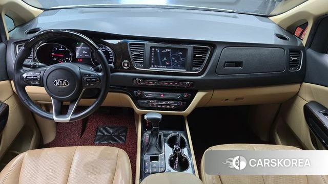 Kia The New Carnival id 4435812 из Кореи 17