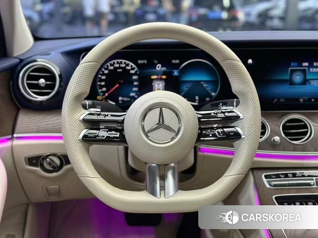 Mercedes-Benz E-class id 4260938 из Китая 13