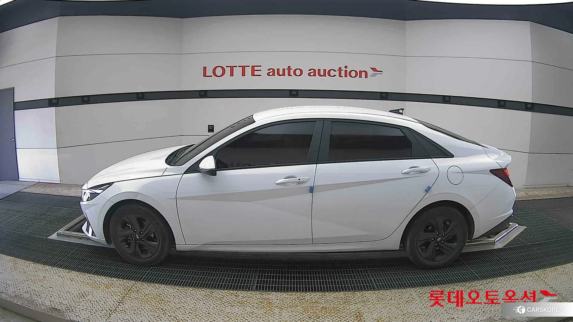 Hyundai Avante id 4289478 из Кореи 34