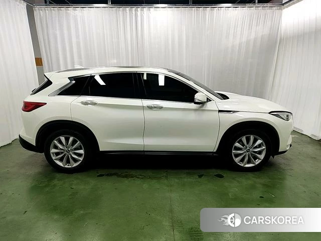 Infiniti QX50 id 4213229 из Китая 17