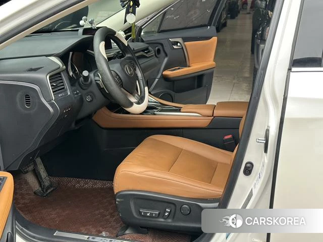 Lexus RX id 4329117 из Китая 7