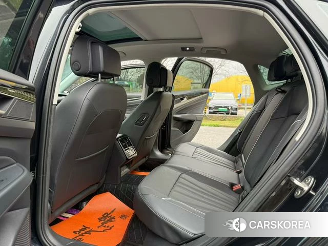 Volkswagen Passat id 4258533 из Китая 7