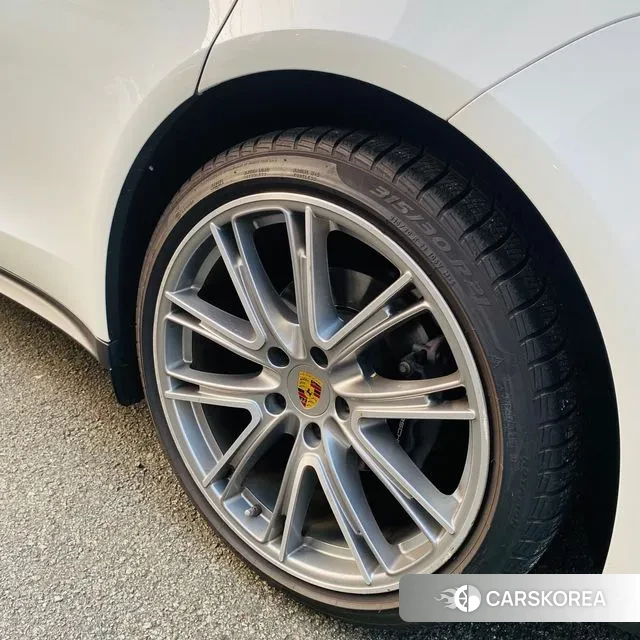 Porsche Panamera (971) id 3587935 из Кореи 12