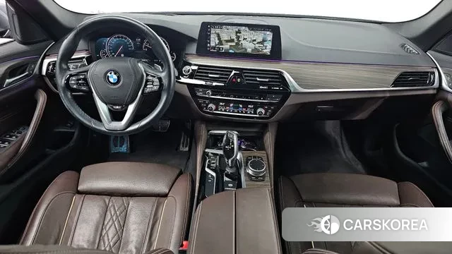 BMW 5 Series (G30) id 3602358 из Кореи 17