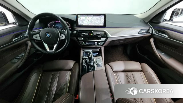 BMW 5 Series (G30) id 3843416 из Кореи 17