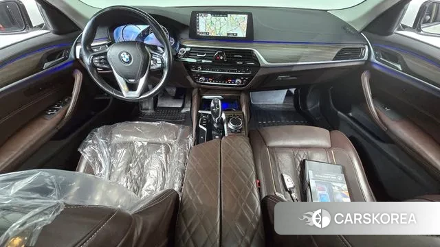 BMW 5 Series (G30) id 3728635 из Кореи 17